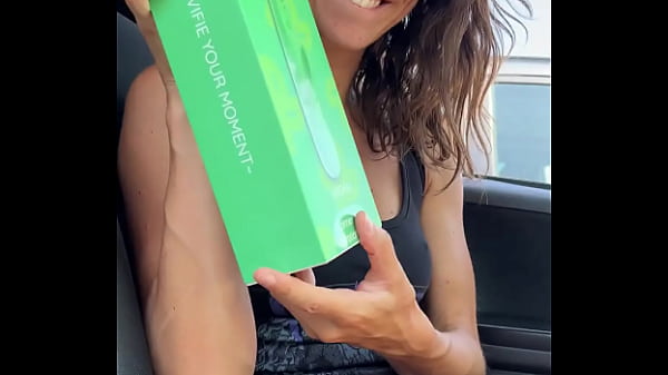 Let's #unboxing and #test my new vivifie offcl in my car white i'm waiting for my date #vivifie #amateur #asmr 