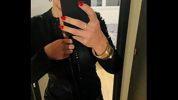 Nonton Hellos Les Coquins :) Vous Avez Pass&eacute; Un Bon Wk ? Moi Une Soir&eacute;e ... thumbnail