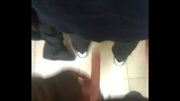 Mi amigo disfruta dur&oacute; de mi 