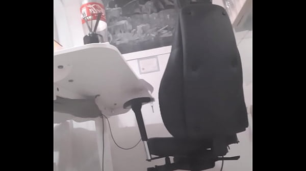 T-girl mess lubes ass to masturbate with massive toy 