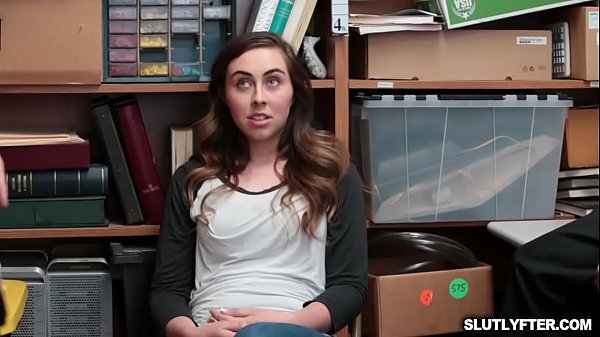 Lexi Lovell detained herto fuck