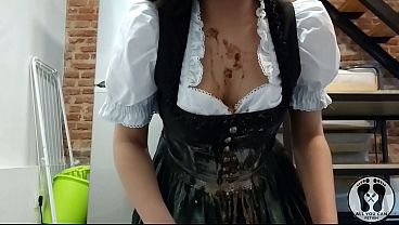 Nonton Ana Spears In Dirndl Cooking A Special Cake thumbnail