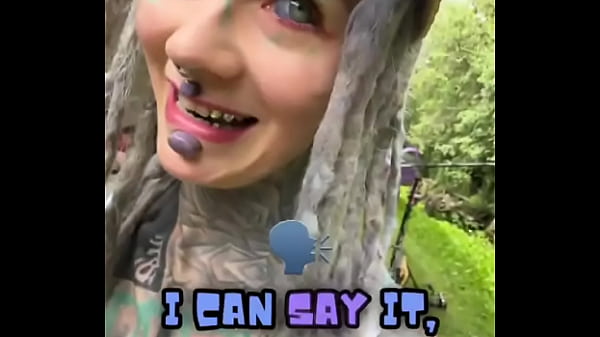 Playing the desperate housewife for some entertainment what&rsquo;s your favorite fun role to play #desperatehousew 