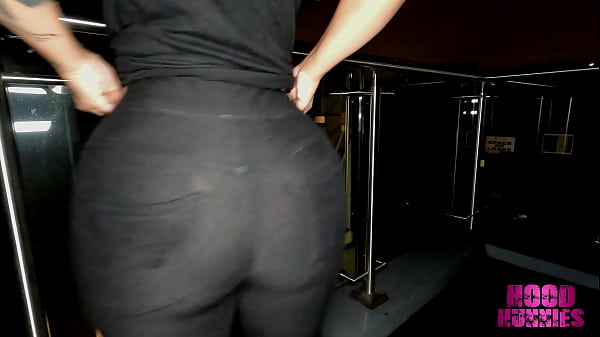 Mature Bbc Fucks Bubble Butt Sunny Bunny On Balcony thumbnail