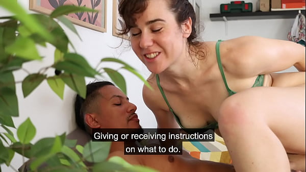 Play MP4 - How to start fucking your girlfriend in the ass without her "suffering too much"