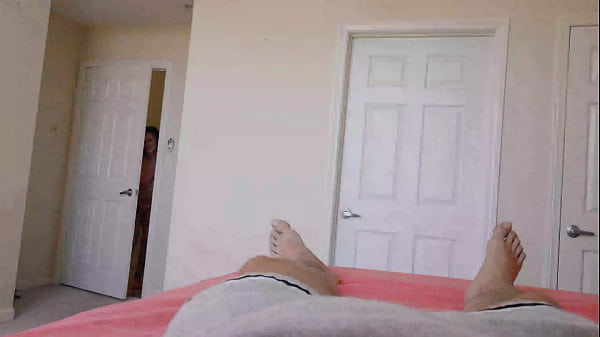 Nonton Tattooed Hottie Aderes Quin Swallows A Load Of Jizz thumbnail