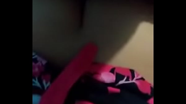 Mi esposa me manda video de como su amante le hace un anal gimecomo nunca