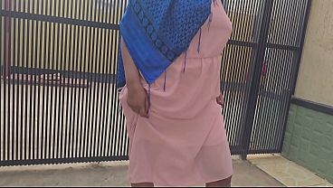 WTF AN ARABIAN MOM MASTURBATE HER PUSSY OUTSIDE THE HOUSE NEAR THE ROAD