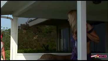 Nonton The Pool Was Already Clean, So Blonde Wife Has Him Clean Her Pipes Instead thumbnail