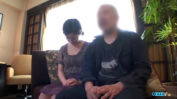 Play MP4 - There has been a cuckold agreement between these groups and now the voyeur shamefully watches