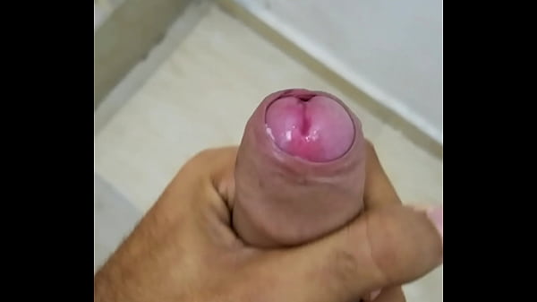 Play MP4 - Se masturba mientras grita de placer