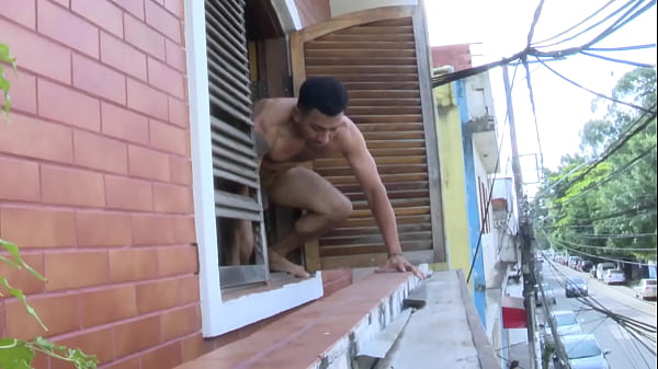 Casada gostosa dando a buceta pro mendigo, cena completa no Site Teste de Fudelidade 