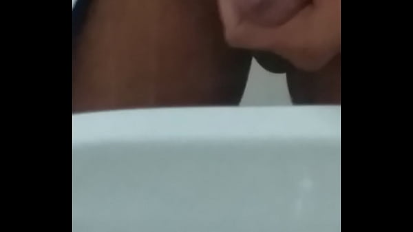 Gemendo gostoso na gozada gay big