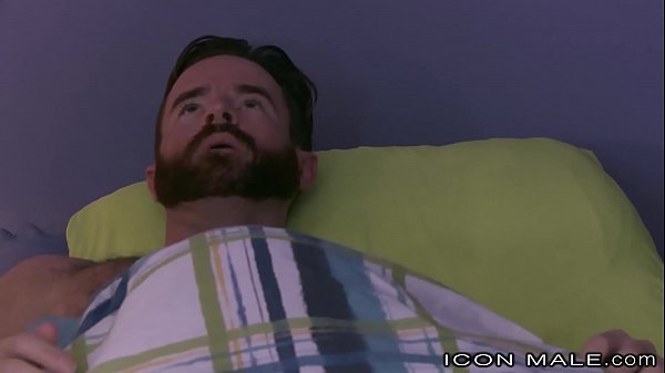 Play MP4 - Hairy Daddy Fucks Boy In Dorm Room Instead Of Hiding