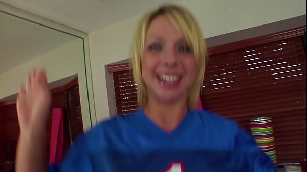 Play MP4 - Blonde MILF Gets Picked Up At the Park and Gets Young Cock Stuffed into Her Pussy