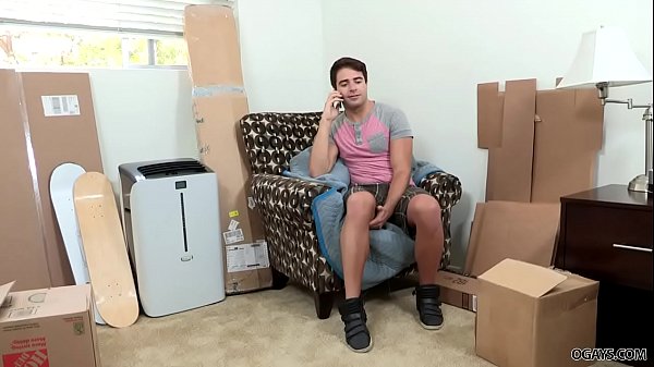 Play MP4 - Landlord Jaxton Wheeler fucks the gay