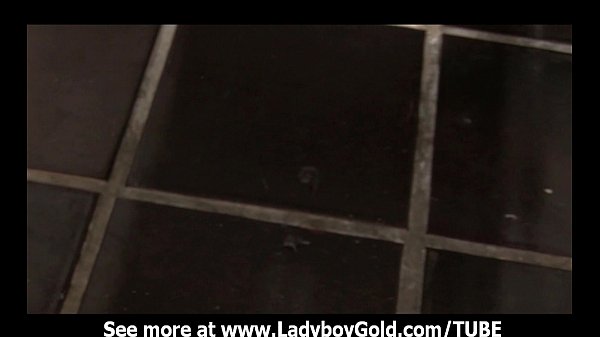 Play MP4 - Ladyboy Nanny Master Bath Masturbation