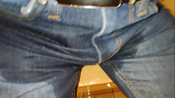 Gaste85 peeing in my Jeans_on the sink
