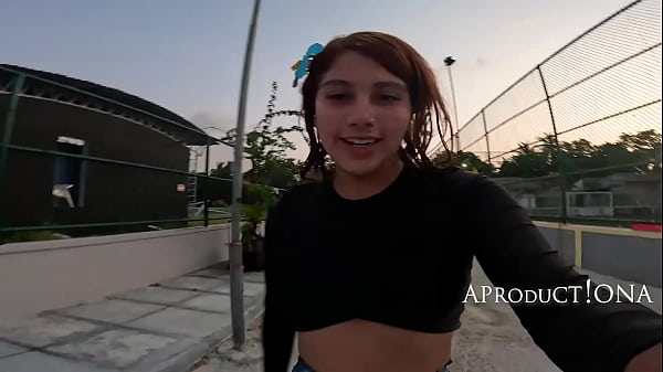 Wetting Panties and Jeans on a bare foot island walk 