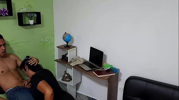 The Employee Is Late For Work And Makes Up For Her Lateness With A Good Blowjob. Movies thumbnail