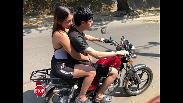 Play MP4 - ME LLEVO A MI MADRASTRA LATINA PARA COLOMBIA EN LA MOTO PARA TENER SEXO Y LE PONE LOS CUERNOS A MI PADRASTRO FAMILIA CACHONDA PORNO EN ESPANOL