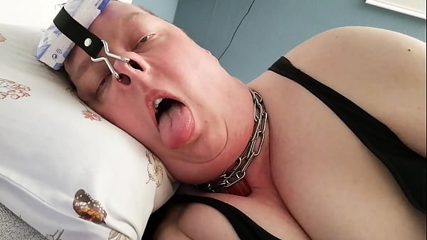 Fuckpig may pleasure itself but not cum