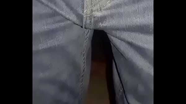 Pantalones orinados con pañal detela y_un día_lleno dedeliciay pajas