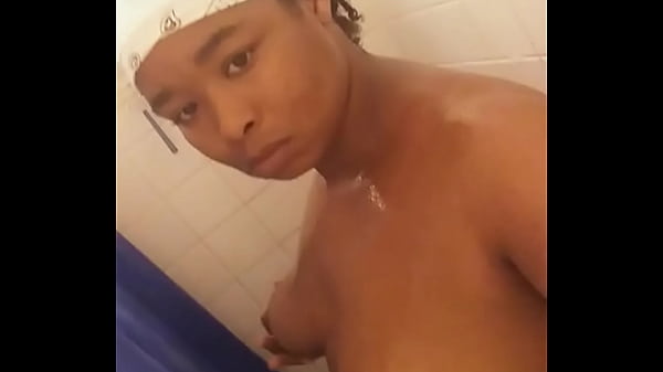 Play MP4 - Shower time 8&sol;13