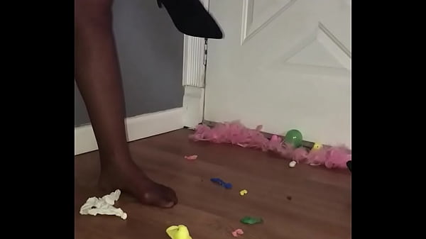 Latex high heel trample 