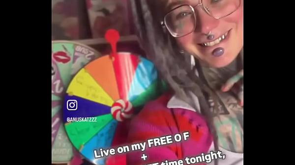 I will be LIVE CAMing tonight, tomorrow and Friday ️Join me and let us have some fun ?