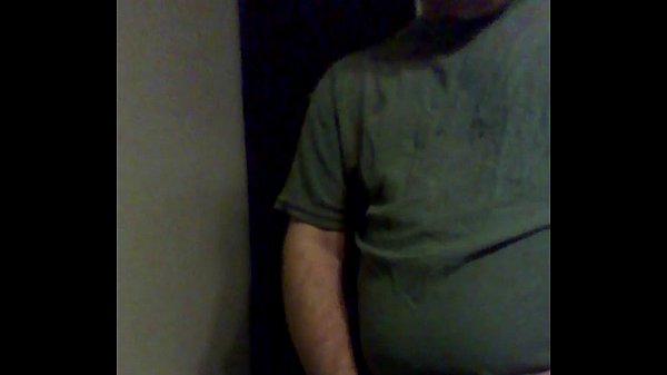 Play MP4 - bear milking alone time