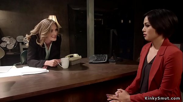 Lesbian detective anal fucks_deputy