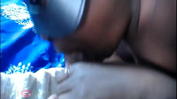 Elle est ma nouvelle amie qui fait plaisir &agrave; sa bite partie 