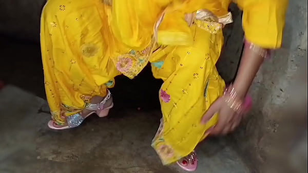 Play MP4 - देशी भाभी की चुदाई गंदी बातें हिंदी आडियो