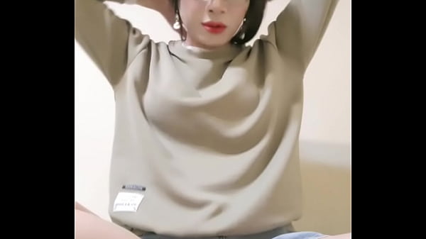 【Shemale】blowjob, orgasm with hand 