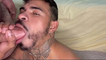Mamando O Hetero No Sigilo