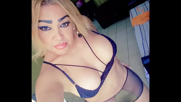 Play MP4 - Sexy TRANSEXUAL Carolina