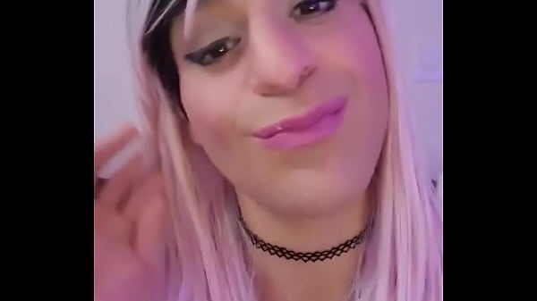 Happy hump day, Twitter! ️ With love from your favorite Sissy femboy! ?Comment what content should I shoot today!... 