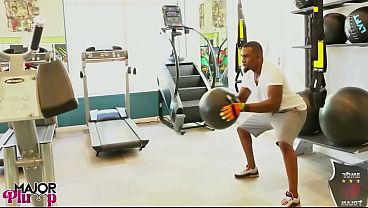 Gym lifting day leads to kitchen counter bbc face cum plea