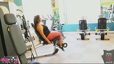 Gym lifting day leads to kitchen counter bbc face cum plea