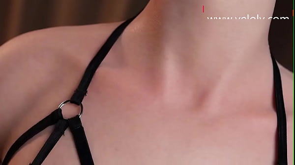 Nonton A Close-up View Of Your Yeloly Real Sex Doll. thumbnail