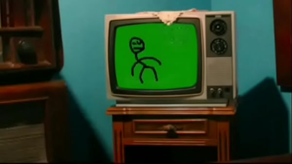 Adolf bush's se folla una pi&ntilde;a que encuentra en un basurero 