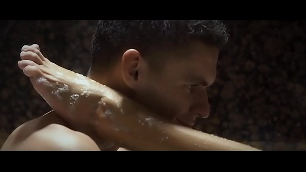 Sexy brunette babe gets her wet pussy licked then gives her man sloppy blowjob