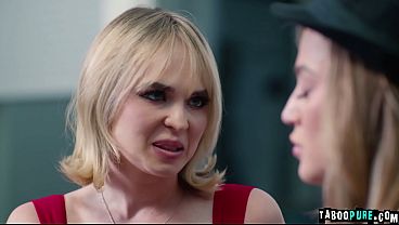 Lesbian babes lilly bell and blake blossom 