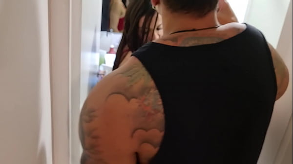 Trisal com duas picas_de potência_estranho