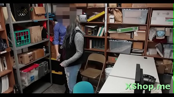 Angelic teen_Amilia Onyx getsfilled_up to anedge