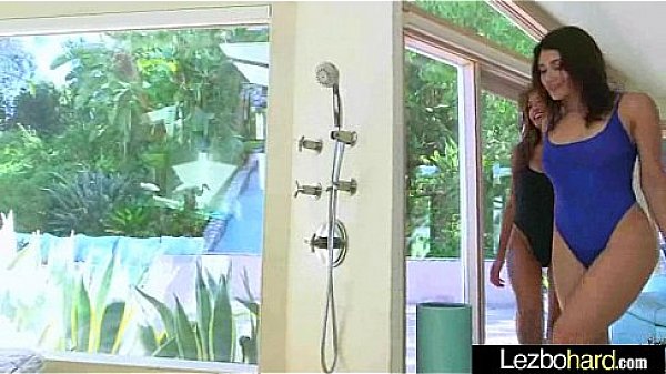 Sex Tape With Horny Teen Sexy Lesbo Girls (Chloe Amour & Raven Rockette) movie-11 