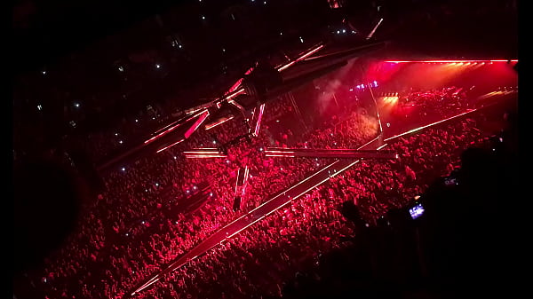 Nonton Red Weeknd.mov thumbnail