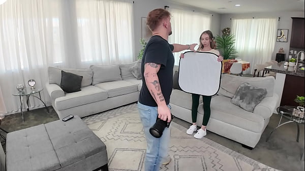 Nonton Behind The Scenes Sex For Busty Natural Blonde - Breezy Bri thumbnail