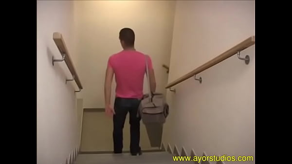 Play MP4 - Follow Me&comma; part 1